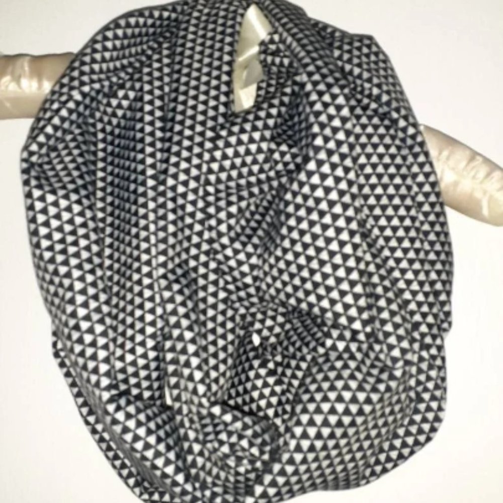 Infinity scarf b&w - Picture 5 of 10